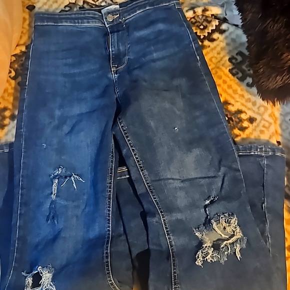 Mega flares - Picture 3 of 3